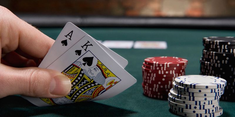 Lựa chọn sòng bài Poker uy tín và an toàn